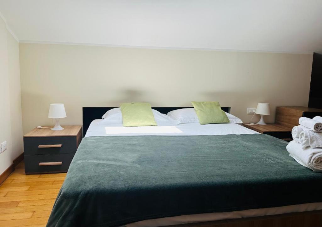 Lux Studio And Apartment Катанія Екстер'єр фото